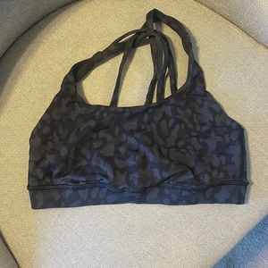 LULU sports bra